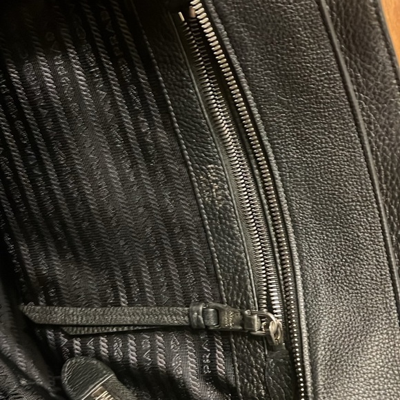 Prada Vitello Daino Black Tote - Picture 3 of 5